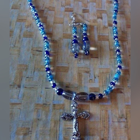 Meet your Posher, Jessica's Fabric Fantasy - Picture 12 of 16